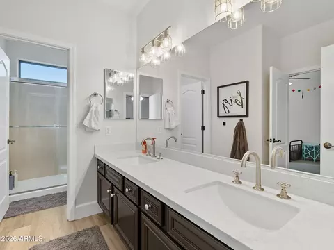 Bath - 7108 S Twilight Ct, Gilbert, AZ 85298 photo 7 of 7