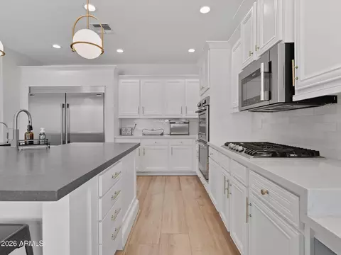 Kitchen - 7108 S Twilight Ct, Gilbert, AZ 85298 photo 7 of 9