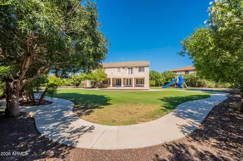 Exterior - 7108 S Twilight Ct, Gilbert, AZ 85298 photo 8 of 18