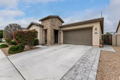 3840 E Wisteria Dr, Chandler, AZ 85286