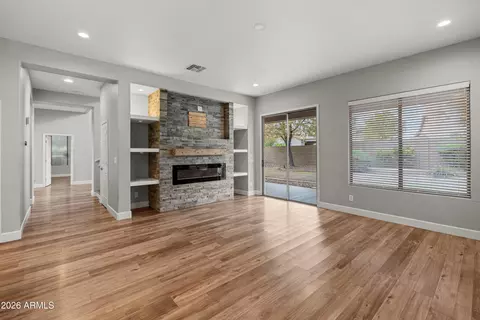 Living - 2403 W Kit Carson Ct, Phoenix, AZ 85086 photo 2 of 6