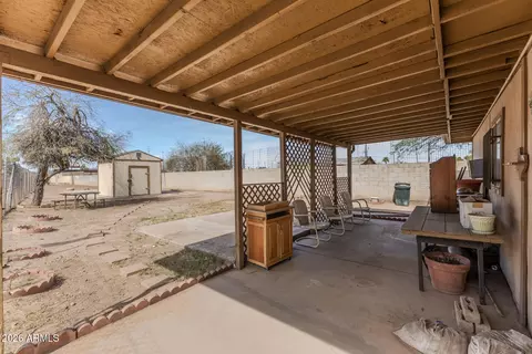 Exterior - 2018 S 3rd Dr, Phoenix, AZ 85003 photo 2 of 4