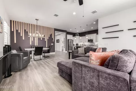 18427 W Clinton St, Surprise, AZ 85388