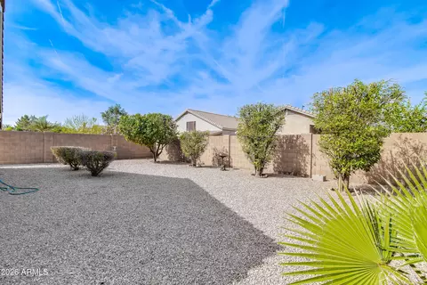 Exterior - 3126 E Desert Ln, Gilbert, AZ 85234 photo 3 of 8