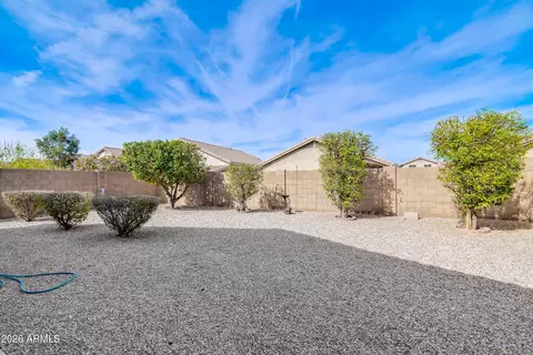 Exterior - 3126 E Desert Ln, Gilbert, AZ 85234 photo 7 of 8