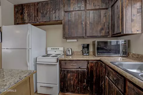 Kitchen - 3741 N Cochise Ln, Pine, AZ 85544 photo 4 of 4