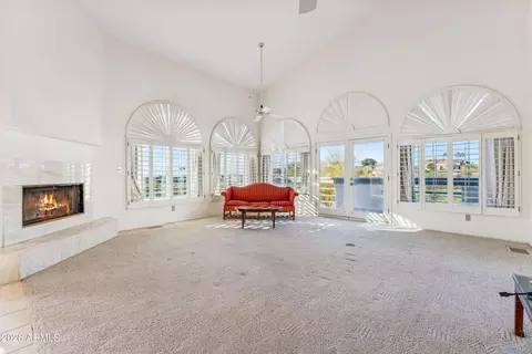 Living - 1002 E Coral Gables Dr, Phoenix, AZ 85022 photo 5 of 5