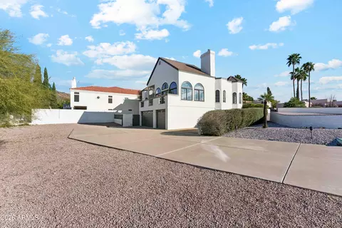 Exterior - 1002 E Coral Gables Dr, Phoenix, AZ 85022 photo 2 of 2