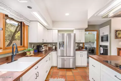 Kitchen - 4786 E Dead Bear Draw --, Hereford, AZ 85615 photo 3 of 3
