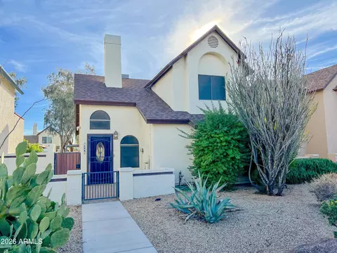 16481 N 67th Ln, Peoria, AZ 85382