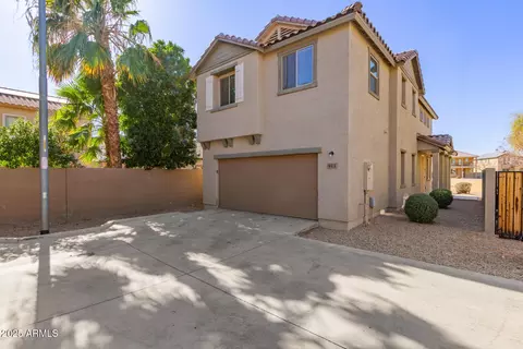 911 E Agua Fria Ln, Avondale, AZ 85323