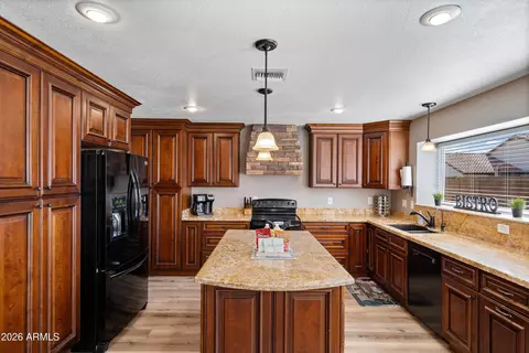 1335 E Horseshoe Ave, Gilbert, AZ 85296 photo 17