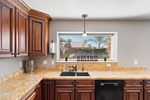 1335 E Horseshoe Ave, Gilbert, AZ 85296 photo 23