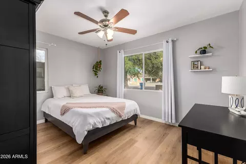 Bedroom - 2429 E Indianola Ave, Phoenix, AZ 85016 photo 4 of 6