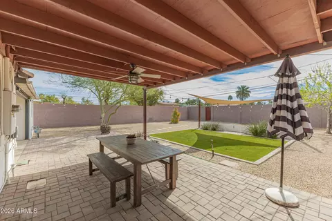 Exterior - 2429 E Indianola Ave, Phoenix, AZ 85016 photo 2 of 7