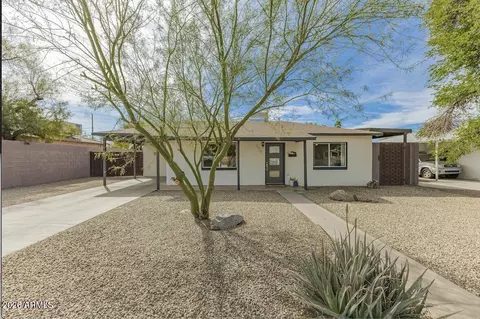 Exterior - 2429 E Indianola Ave, Phoenix, AZ 85016 photo 5 of 7