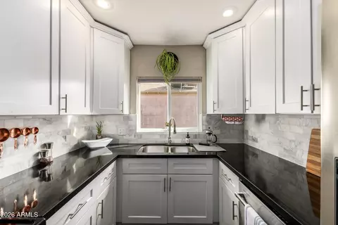 Kitchen - 2429 E Indianola Ave, Phoenix, AZ 85016 photo 2 of 2