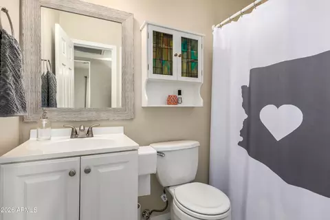 Bath - 2429 E Indianola Ave, Phoenix, AZ 85016 photo 2 of 2