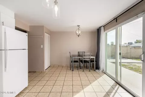 Dining - 7265 W Camelback Rd, Phoenix, AZ 85033 photo 2 of 2