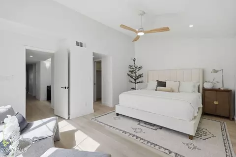 Bedroom - 8330 N 21st Dr #J203, Phoenix, AZ 85021 photo 1 of 3