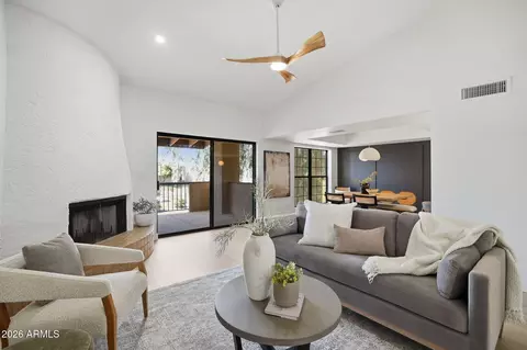 8330 N 21st Dr #J203, Phoenix, AZ 85021