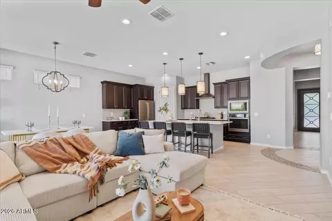 Entry Way - 4288 E Skousen St, Gilbert, AZ 85295 photo 3 of 5