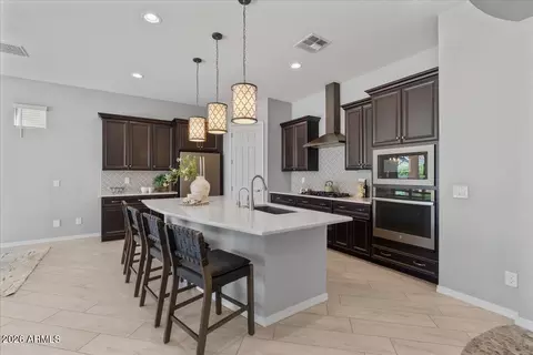 Kitchen - 4288 E Skousen St, Gilbert, AZ 85295 photo 3 of 6