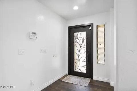 Entry Way - 2005 S 81st Dr, Phoenix, AZ 85043 photo 1 of 6