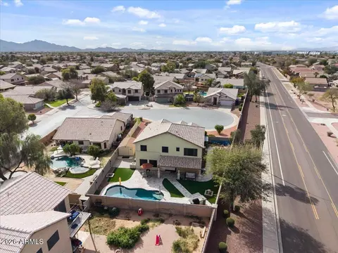 View/Area - 2005 S 81st Dr, Phoenix, AZ 85043 photo 4 of 4