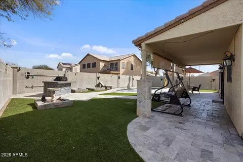 Exterior - 2005 S 81st Dr, Phoenix, AZ 85043 photo 3 of 12