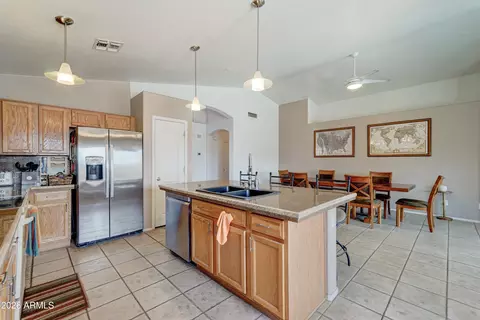 Kitchen - 8527 E Milagro Ave, Mesa, AZ 85209 photo 4 of 5