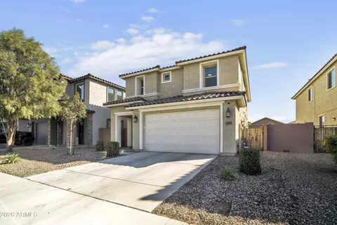 6925 N 88th Dr, Glendale, AZ 85305