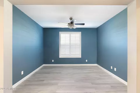 Living - 4041 E Amber Ln, Gilbert, AZ 85296 photo 1 of 3