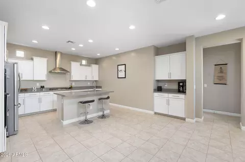 Kitchen - 4041 E Amber Ln, Gilbert, AZ 85296 photo 1 of 6