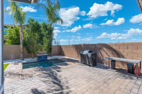 Exterior - 4041 E Amber Ln, Gilbert, AZ 85296 photo 5 of 11