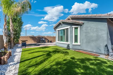 Exterior - 4041 E Amber Ln, Gilbert, AZ 85296 photo 8 of 11