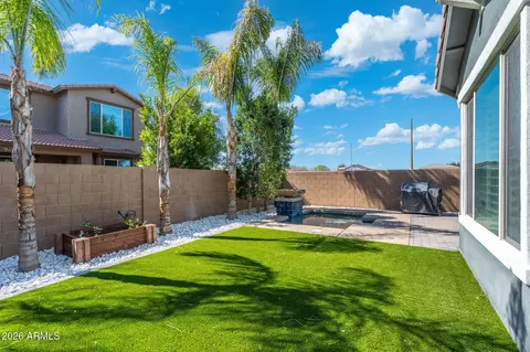 Exterior - 4041 E Amber Ln, Gilbert, AZ 85296 photo 9 of 11