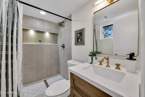 Bath - 643 E Harmony Ave, Mesa, AZ 85204 photo 1 of 3