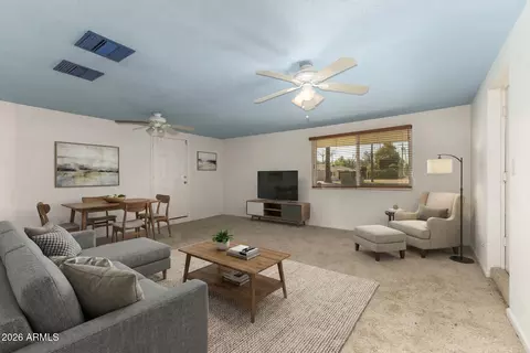 Living - 8115 N 11th Ave, Phoenix, AZ 85021 photo 4 of 8