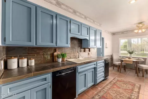Kitchen - 8115 N 11th Ave, Phoenix, AZ 85021 photo 1 of 3