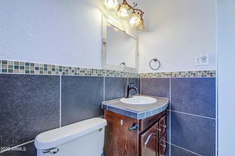 Bath - 3840 N 48th Dr, Phoenix, AZ 85031 photo 3 of 6