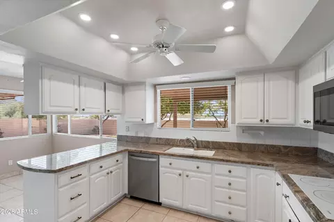 9654 N 18th St, Phoenix, AZ 85020 photo 17