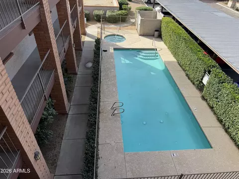Exterior - 17 E Ruth Ave #305, Phoenix, AZ 85020 photo 2 of 3