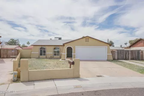 8017 W Meadowbrook Ave, Phoenix, AZ 85033