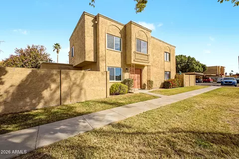 948 S Alma School Rd #8, Mesa, AZ 85210