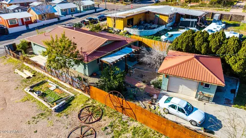 View/Area - 140 N Kellner Ave, Superior, AZ 85173 photo 18 of 19