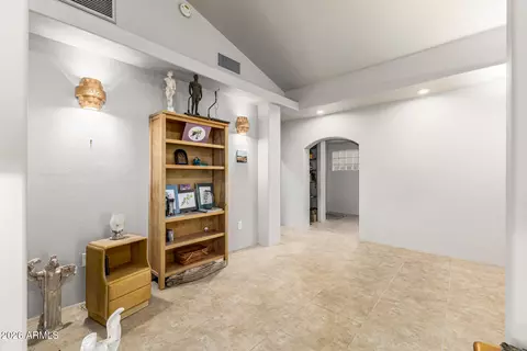 Entry Way - 140 N Kellner Ave, Superior, AZ 85173 photo 2 of 7