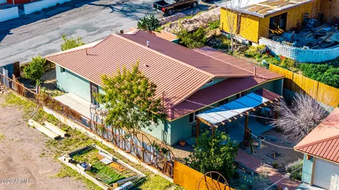 View/Area - 140 N Kellner Ave, Superior, AZ 85173 photo 16 of 19