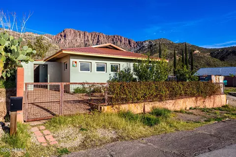 140 N Kellner Ave, Superior, AZ 85173
