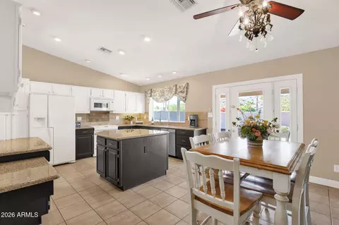Kitchen - 2639 E Verbena Dr, Phoenix, AZ 85048 photo 1 of 7